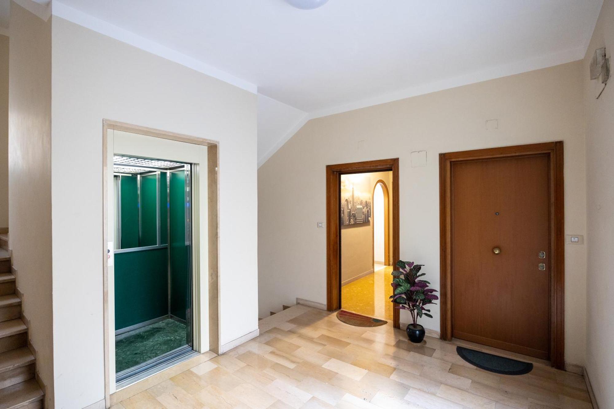 Big Apartment Rome Air Conditioning Wifi Netflix 90 Mq Kültér fotó